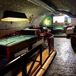 Apartment Whole Basement Former Pub 5 For Stag Do, Budapest